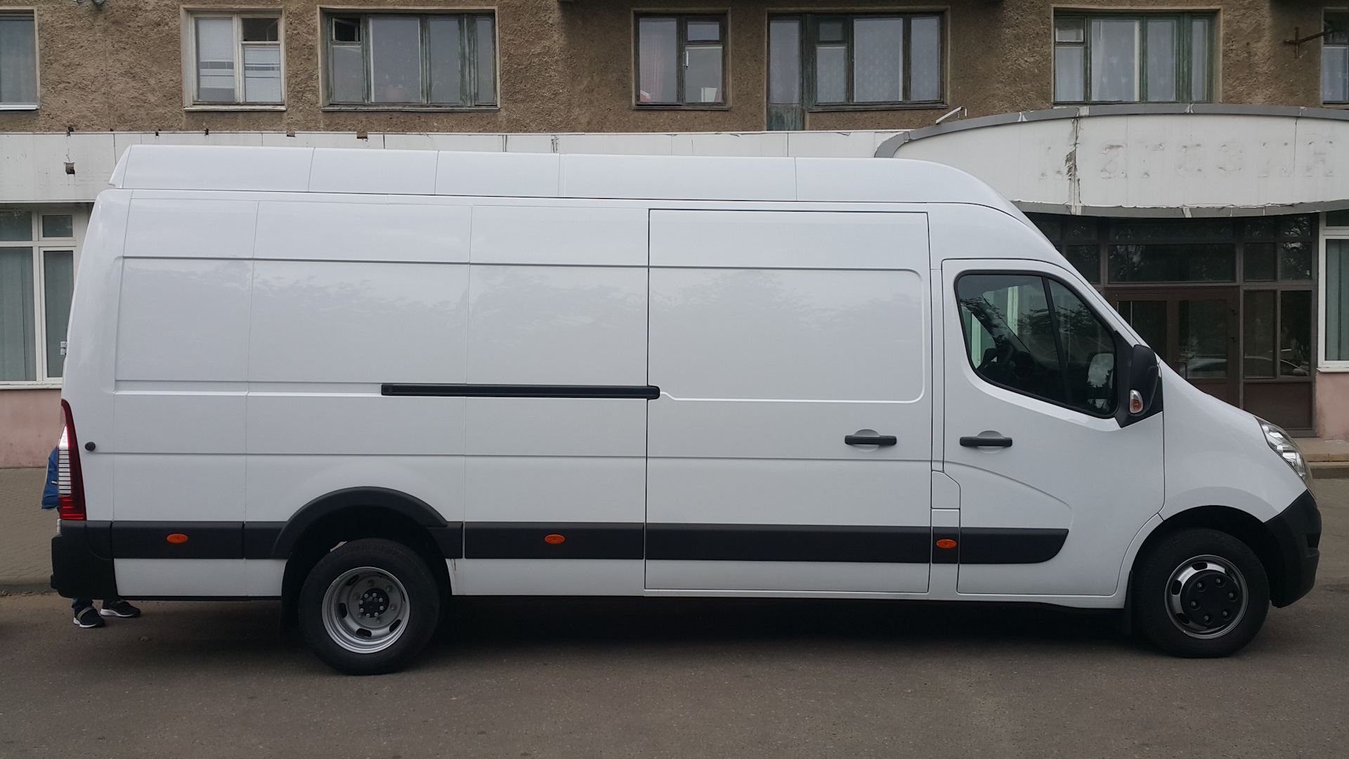 Renault Master (3G) 2.3 дизельный 2019 | Белый фургон на DRIVE2