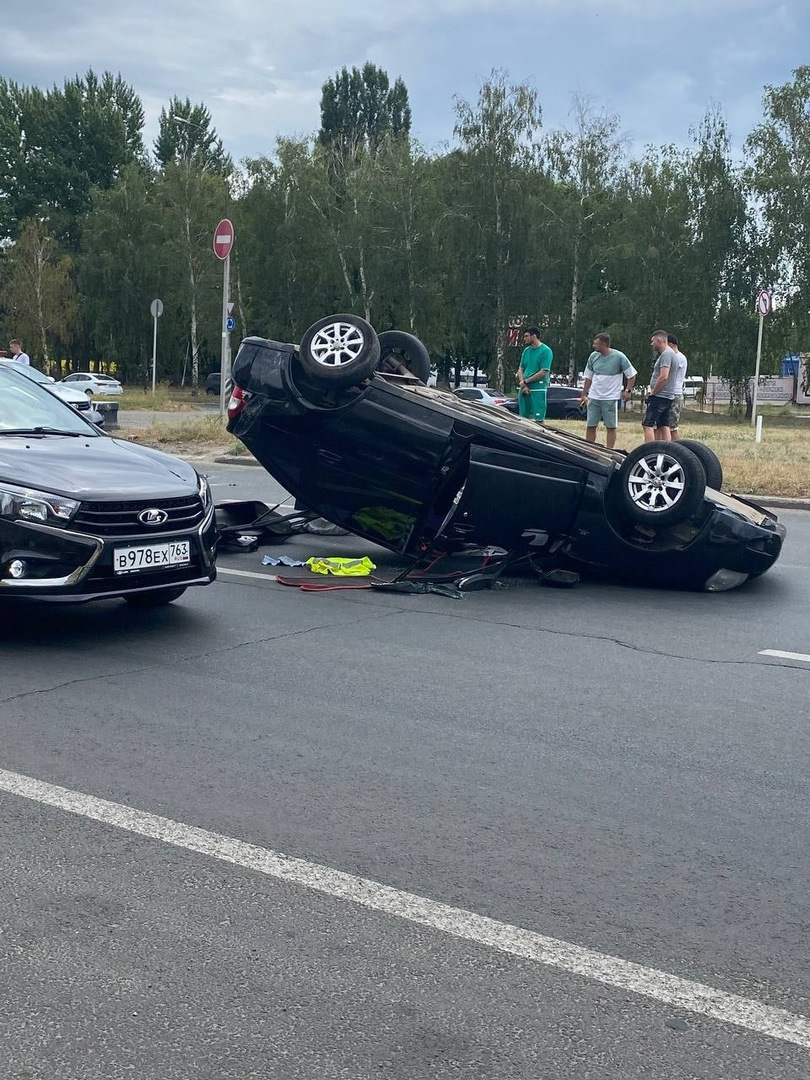 Тольятти, типичная авария на этом кольце — Skoda Karoq, 1,4 л, 2022 года |  наблюдение | DRIVE2