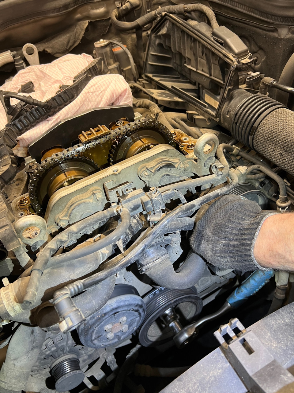 Замена цепи ГРМ на 271.8 — Mercedes-Benz E-class (W212), 2 л, 2010 года ...