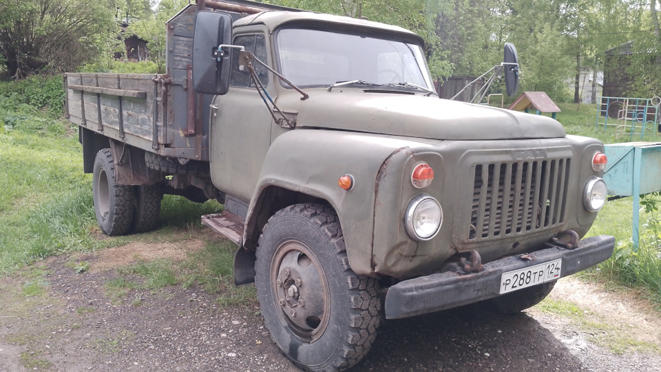 GAZ 53 52-01