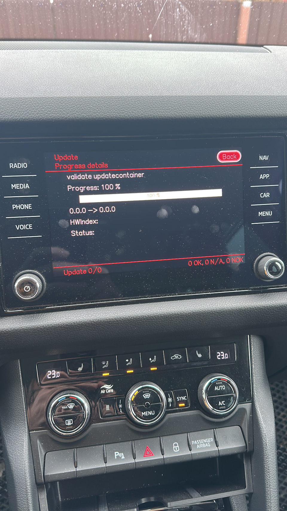 Photo from the logbook Skoda Kodiaq (1G). Found on photo: Grandstone PASSENGER