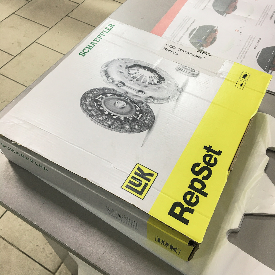 Сцепа с выжимным — Nissan Almera II (N16)