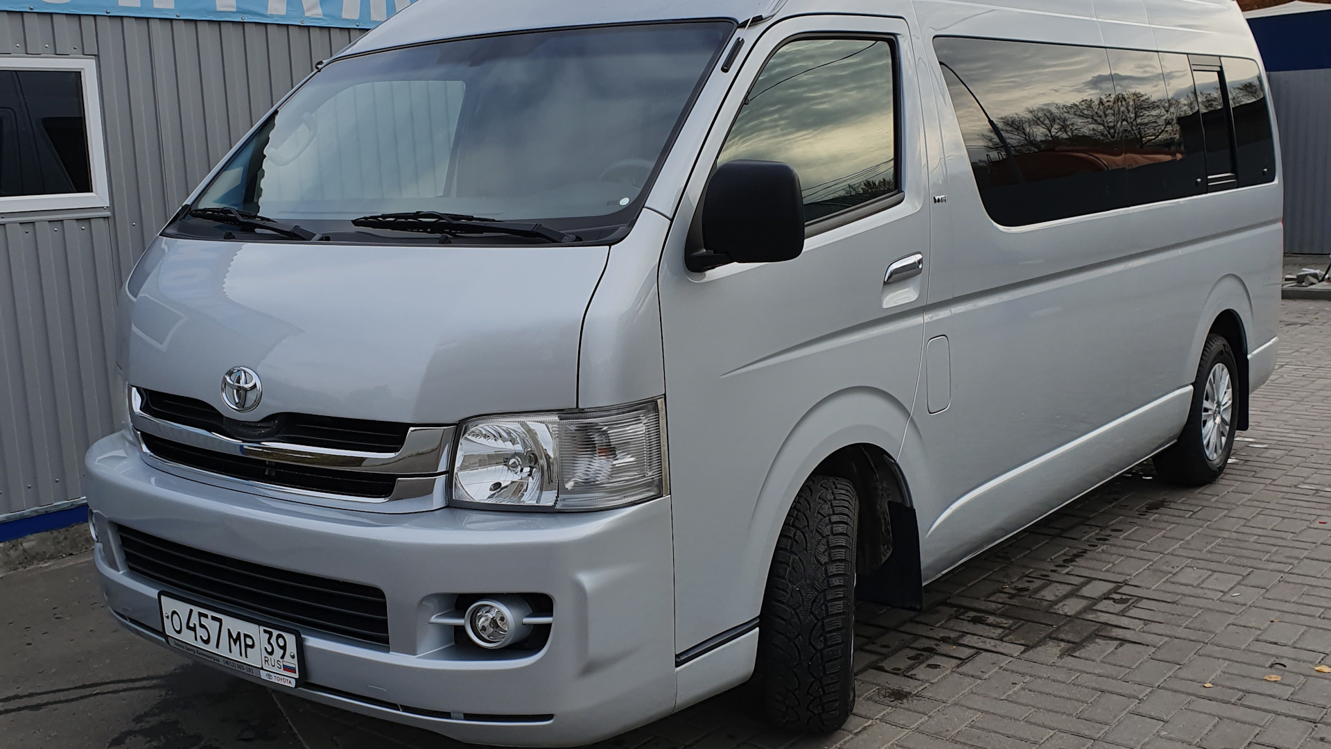 Toyota HiAce (H200) 2.7 бензиновый 2008 | на DRIVE2