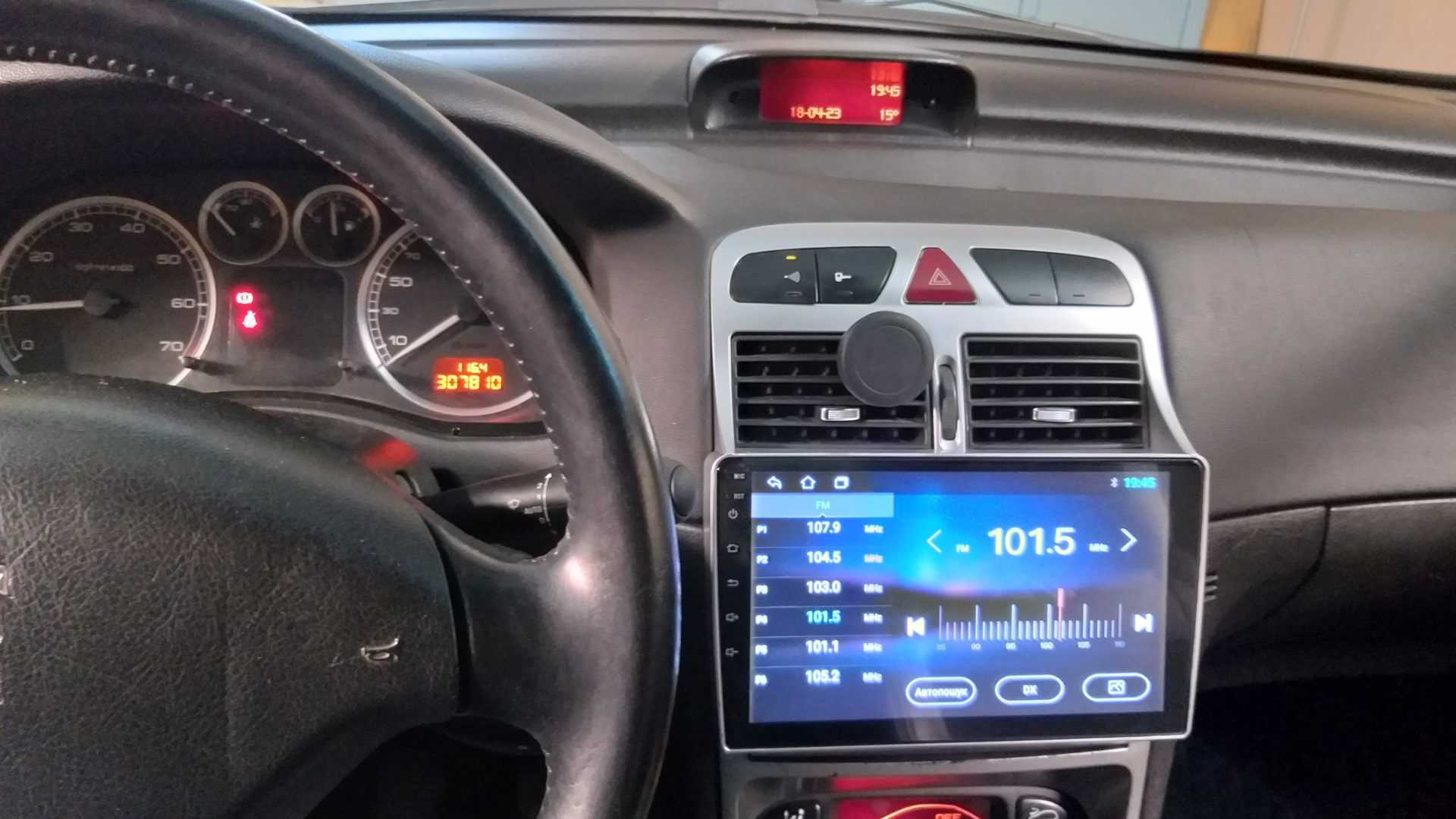 2DIN магнитола в Пежо 307 дорестайл — Peugeot 307, 2 л, 2002 года ...