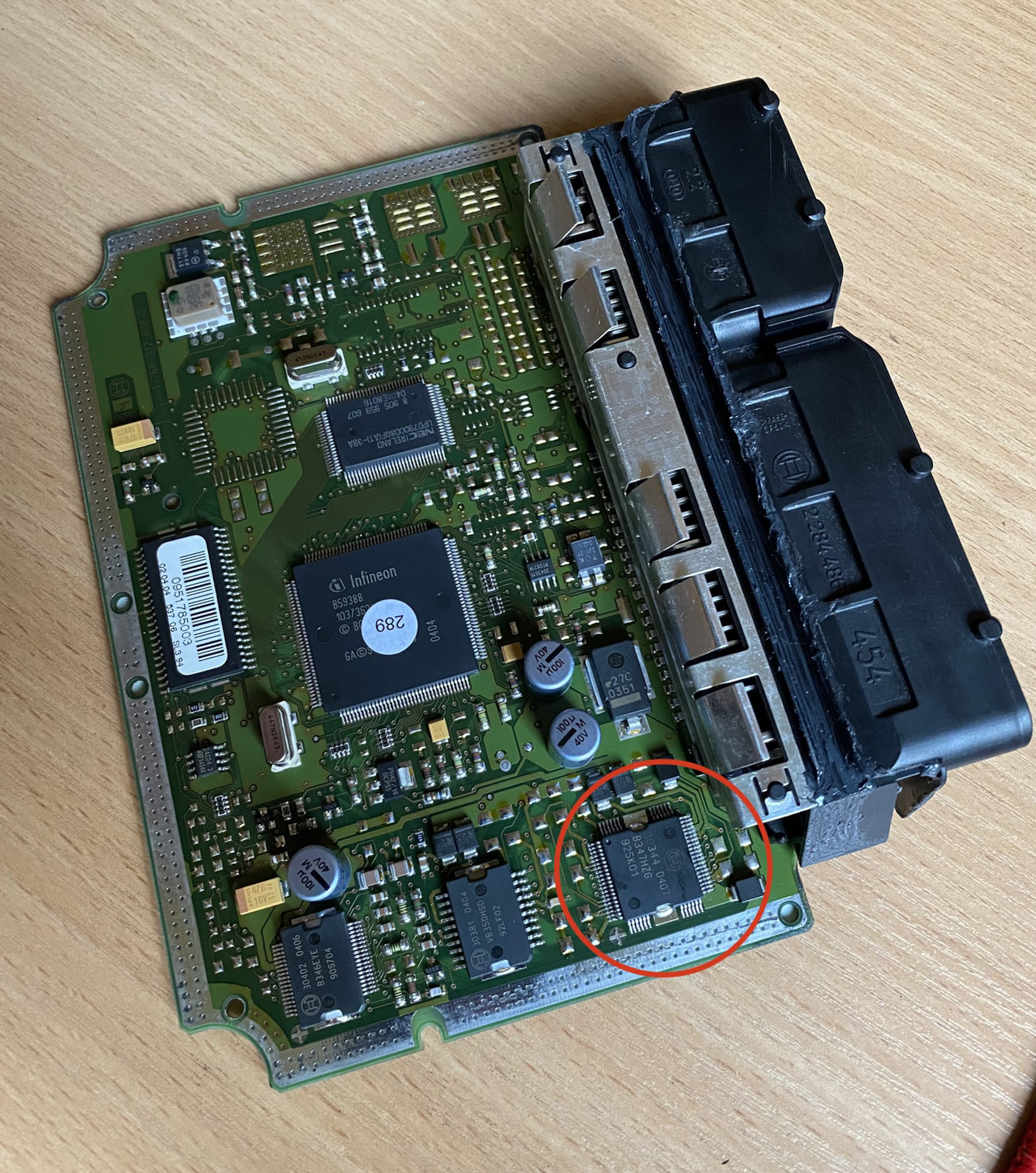 Пайка чипа в ЭБУ. ТНВД и турба работают. — Audi A6 Avant (C5), 2,5 л ...