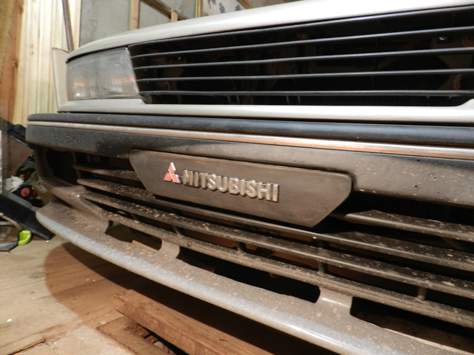 крепеж для номера — Mitsubishi Galant (6G), 1,8 л, 1990 года | своими ...