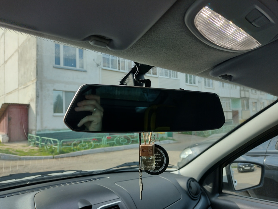 Регистратор, магнитола, USB — Lada Гранта Лифтбек (2-е поколение), 1,6 ...