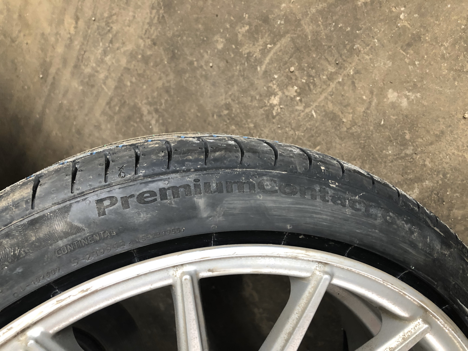 Шина r18 40. Continental CONTIPREMIUMCONTACT 6 225/40 r18. Continental CONTIPREMIUMCONTACT 6 225/40 r18 92y XL. Continental CONTIPREMIUMCONTACT 6 92y 225 / 40 / r18. Continental CONTIPREMIUMCONTACT 6.