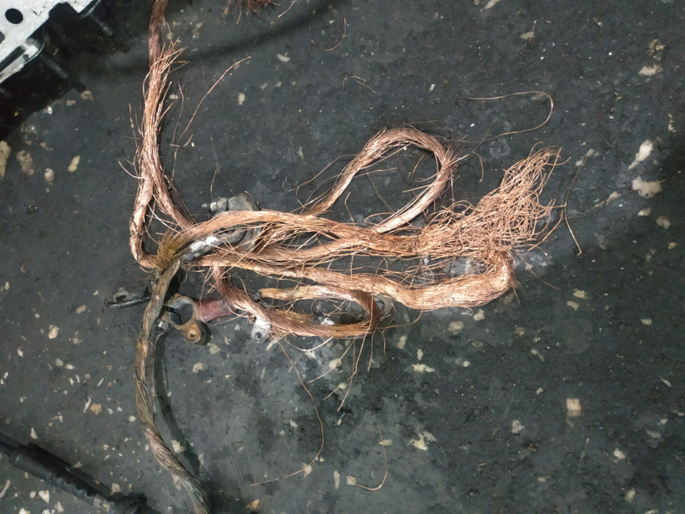 Ремонт после пожара! — Volkswagen Passat B5, 1,8 л, 2003 года | поломка ...