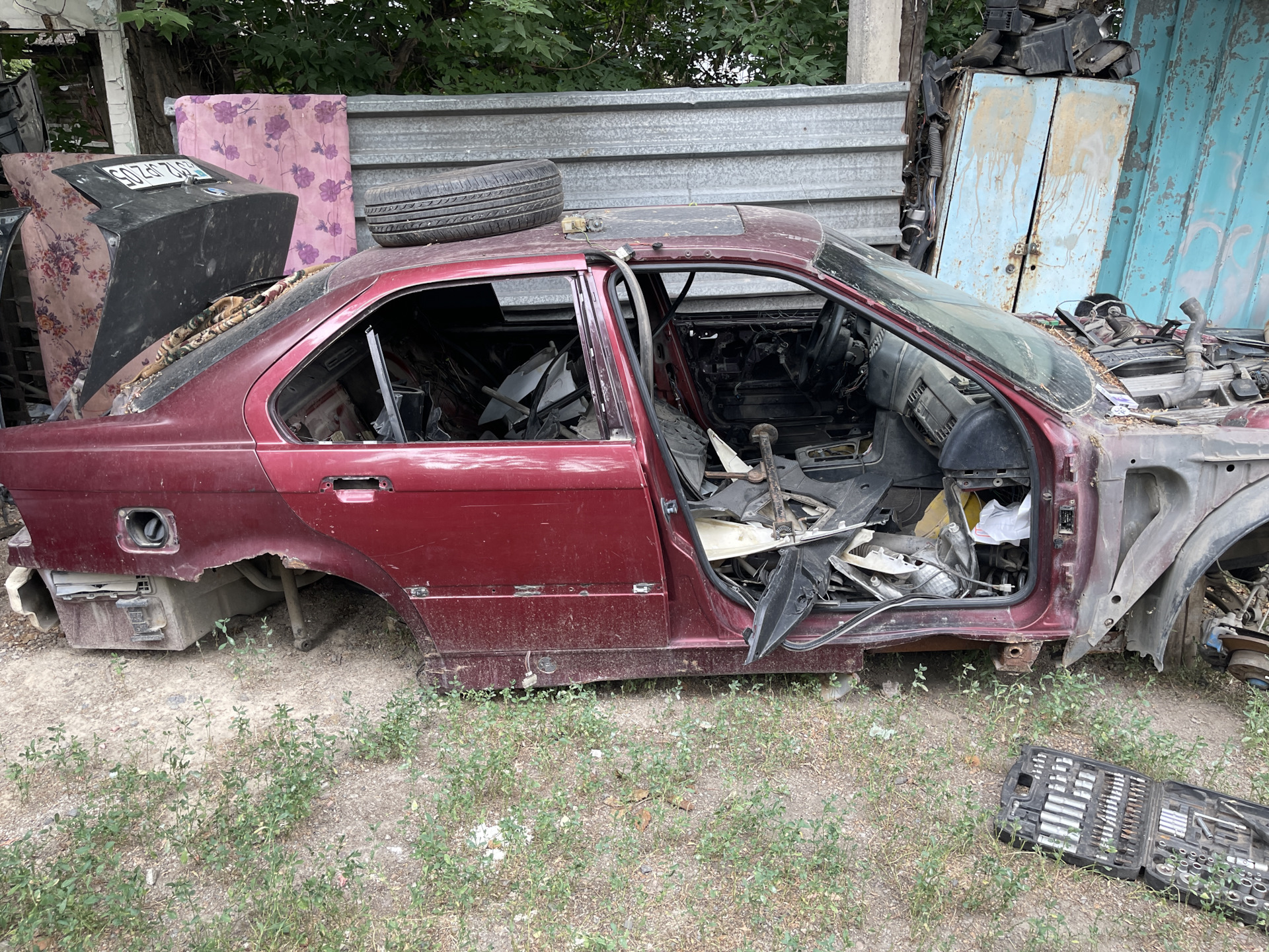 Замена лонжеронов и блестящая подкапотка — BMW 3 series (E36), 3 л, 1993  года | кузовной ремонт | DRIVE2