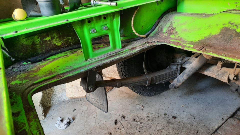 Новый москвич 2137