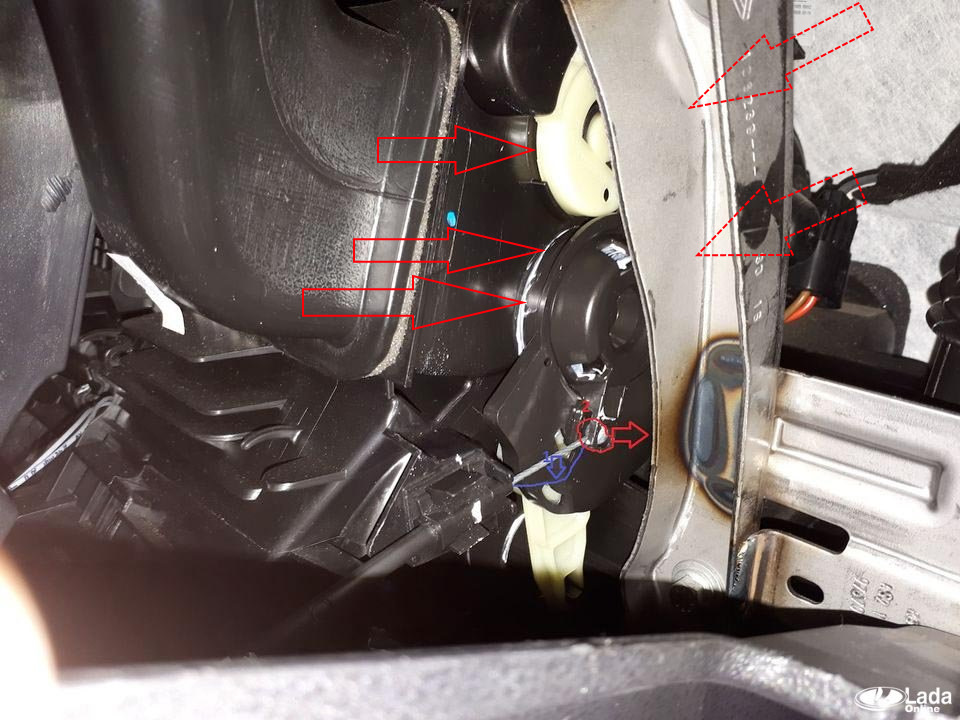Тросик печки, а почему же его клинит? — Lada XRAY, 1,8 л, 2016 года ...