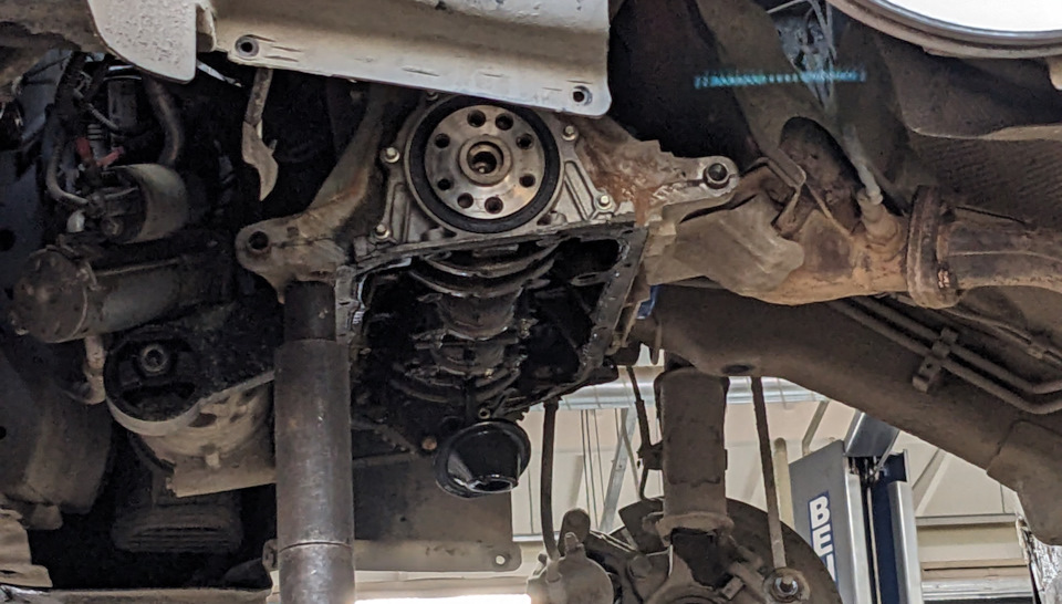 Замена маслоприемника — Lada Vesta SW, 1,6 л, 2020 года | визит на ...