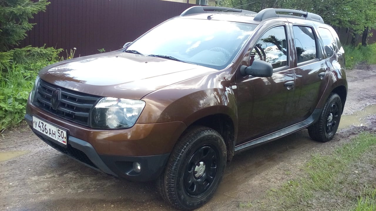 Renault duster 2012. Duster 1 без рейлингов. Рено дастер аутентик 4х2. Рено дастер 12 года без рейлингов. Рено дастер без.