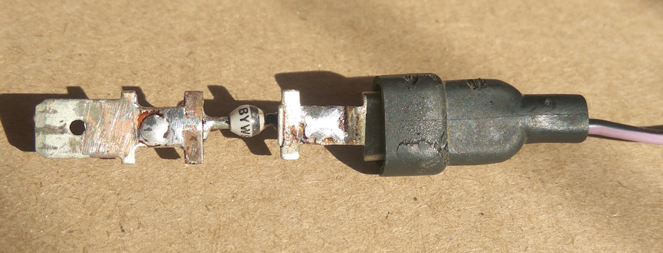 OKAAAgOwweA 960 Как открыть бардачок бмв е34