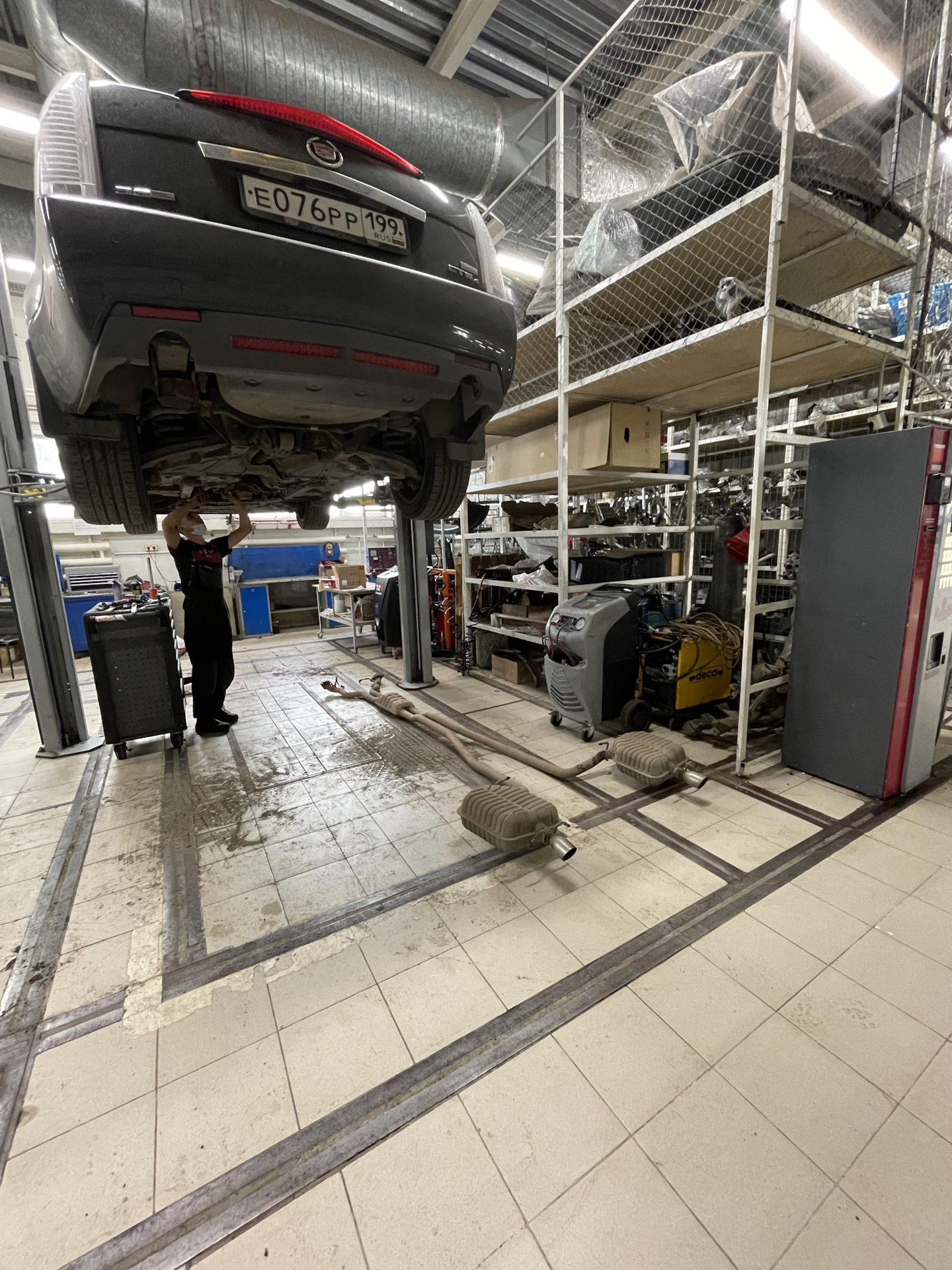 Замена подвесного — Cadillac CTS (2G), 3,6 л, 2008 года | визит на ...