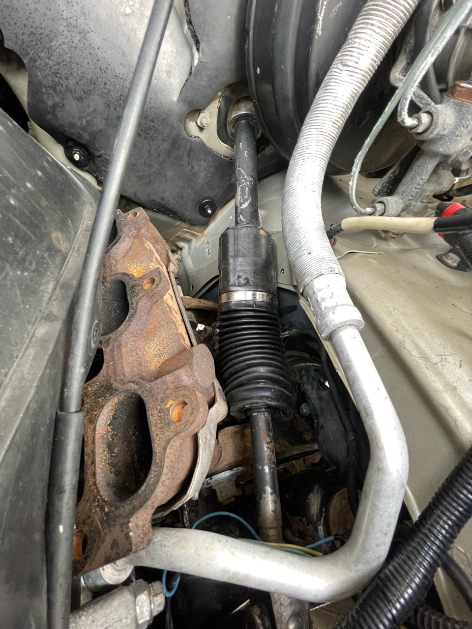 Люфт в рулевой колонке — Isuzu Trooper (2G), 3,2 л, 1994 года | поломка ...