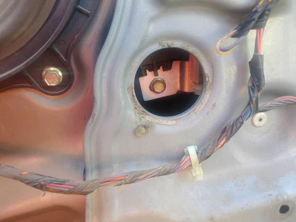 Фото в бортжурнале Nissan Primera (P12)