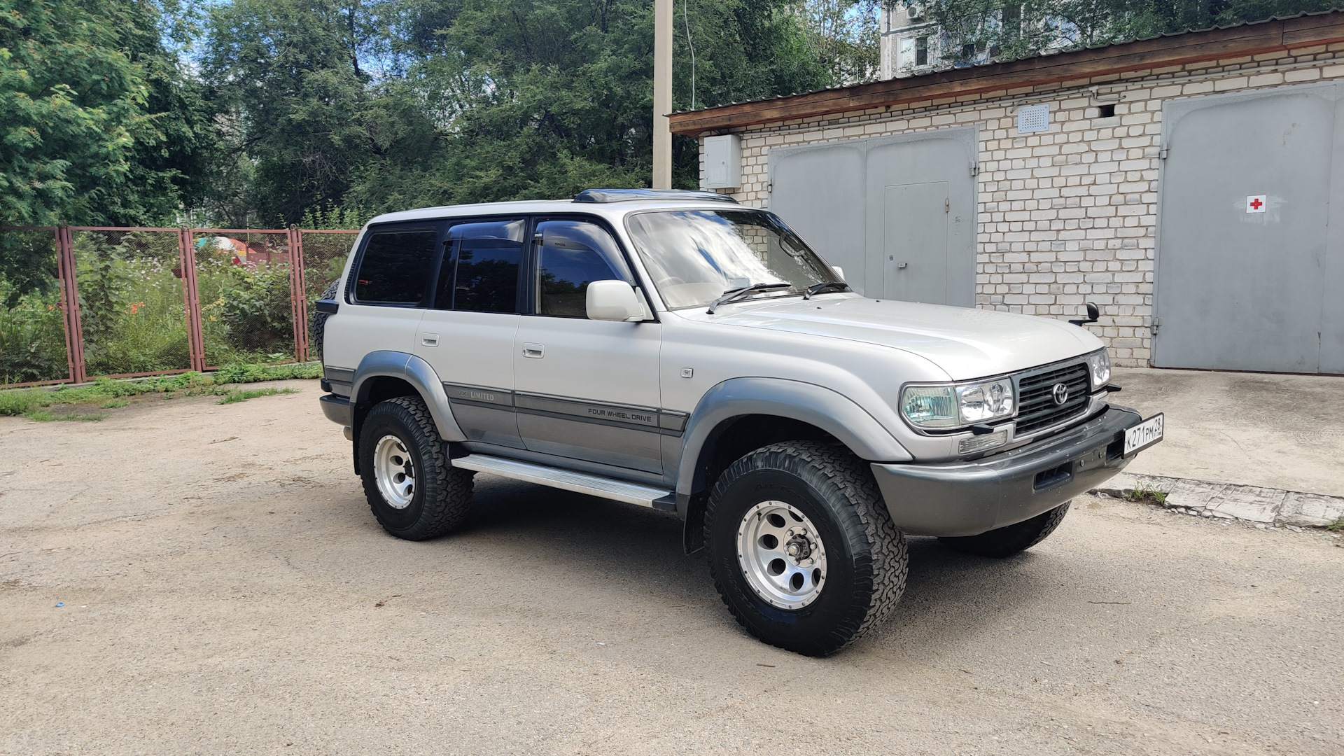 Toyota Land Cruiser 80 4.2 дизельный 1995 | прозвище 