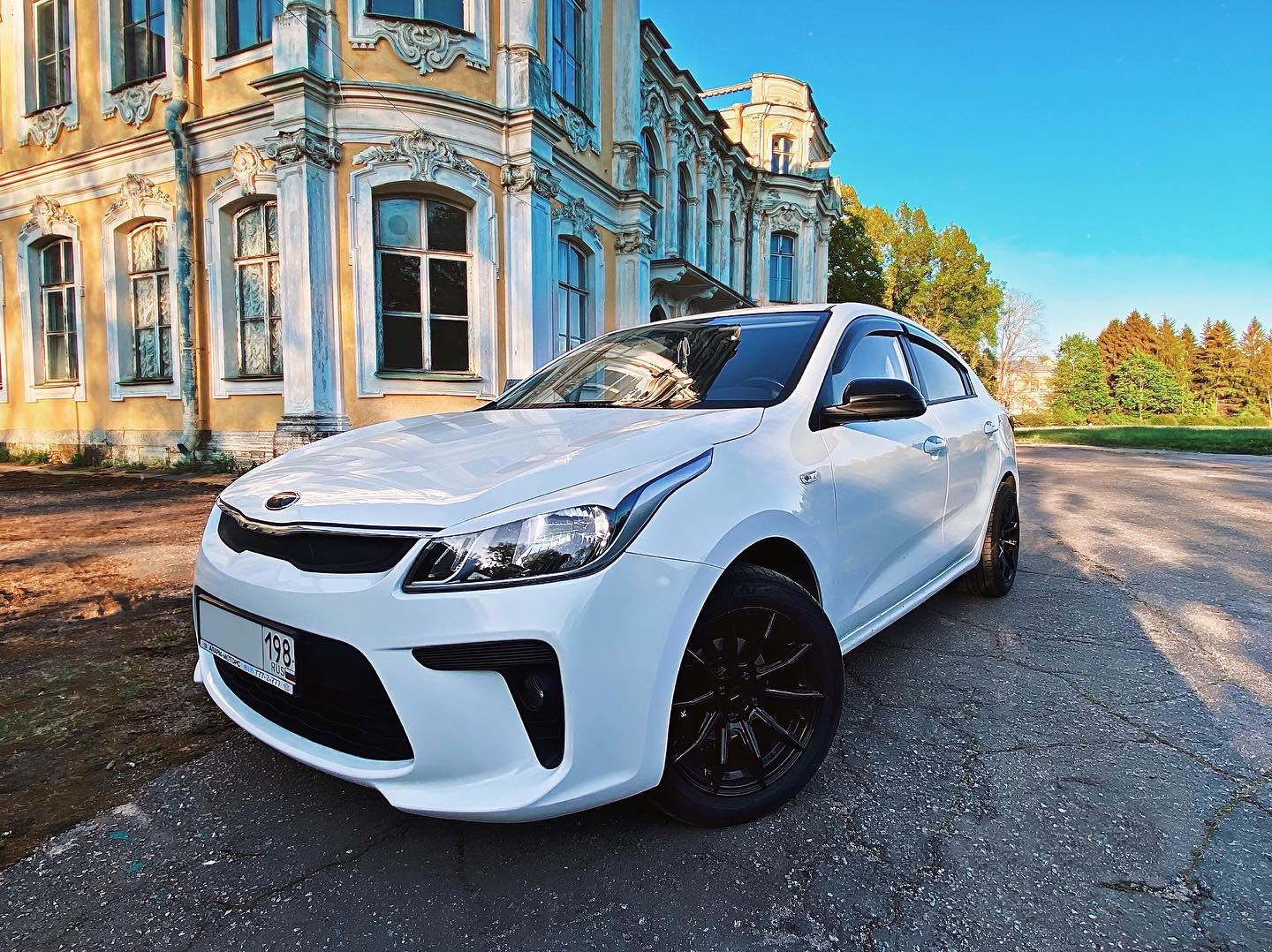 Стрельна | Дворцы 🏰 — KIA Rio (4G), 1,4 л, 2018 года | путешествие | DRIVE2