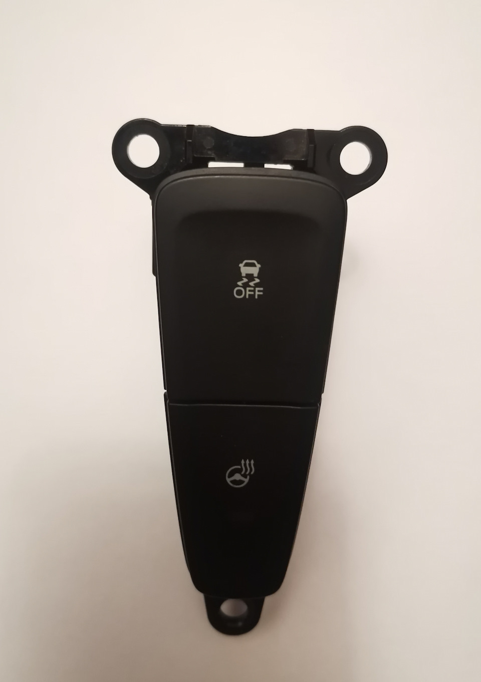 Кнопка отключения esp (тизер) — Ford Focus III Hatchback, 1,5 л, 2018 ...