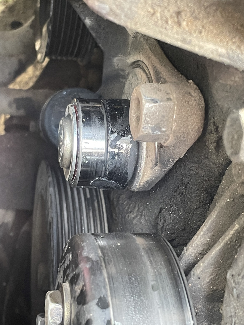 Дрожь натяжителя приводного ремня 2AZ-FE — Toyota Camry (XV30), 2,4 л ...
