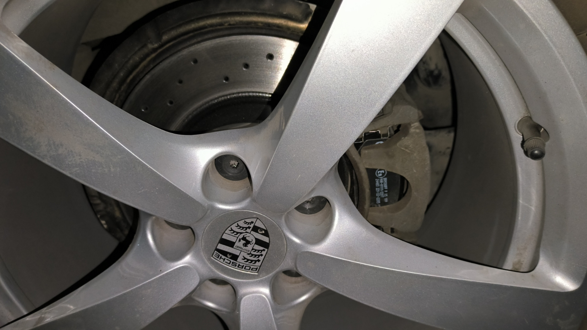 Задние диски Brembo — Volkswagen Tiguan (1G), 2 л, 2010 года | просто ...