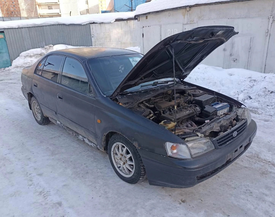 Фото в бортжурнале Toyota Carina E