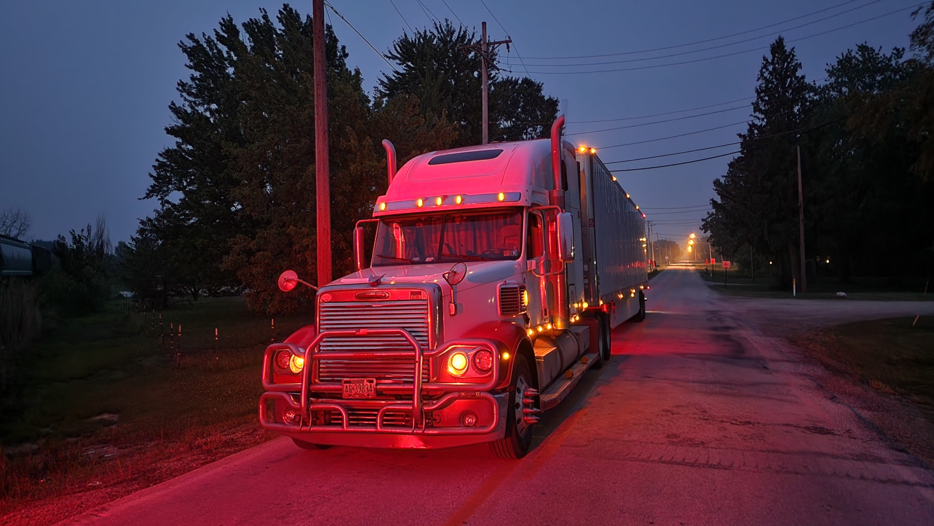 Фото с дорог США: Июнь — 2023 (Часть — 3) — Freightliner Coronado, 1,4 л,  2007 года | фотография | DRIVE2