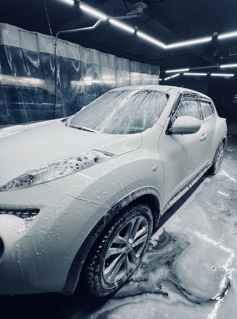 27 🥶 замок открытия бензобака — Nissan Juke (1G), 1,6 л, 2012 года |  поломка | DRIVE2