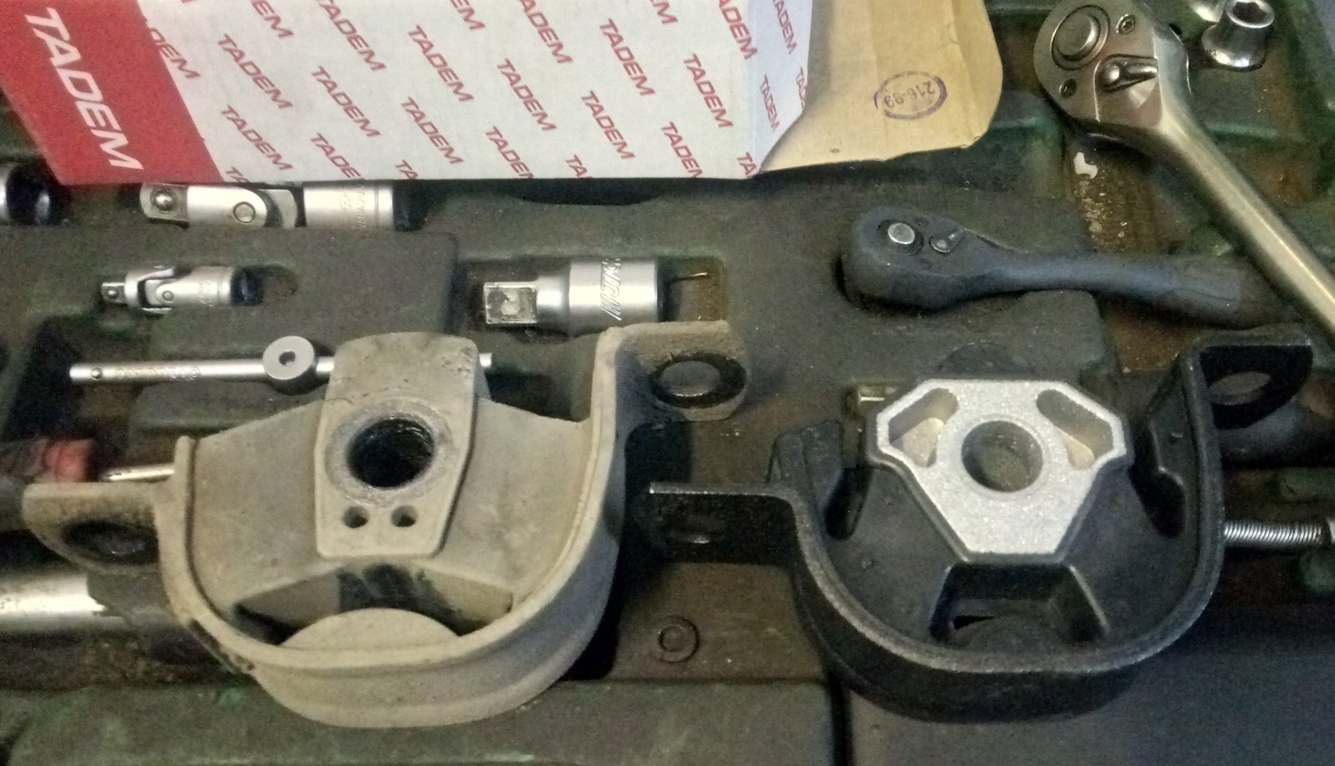 Не работает соленоиз блокировки задней скорости… Замена подушек ДВС на ...