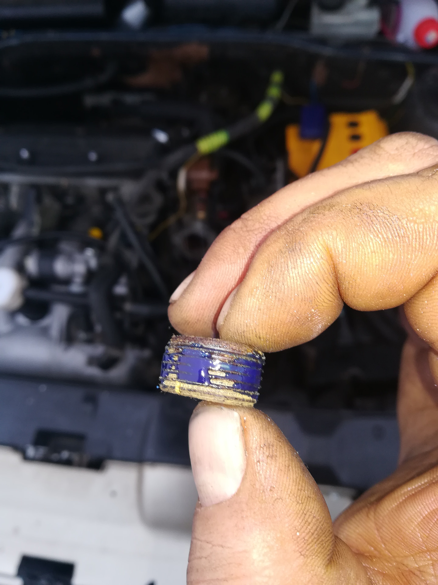 Клеммы стартера ланос 1,6. Как проверить стартер напрямую от акб. Как проверить стартер от акб ваз 2109. Пежо 405 трубка печки. Как проверить стартер на аккумуляторе напрямую.