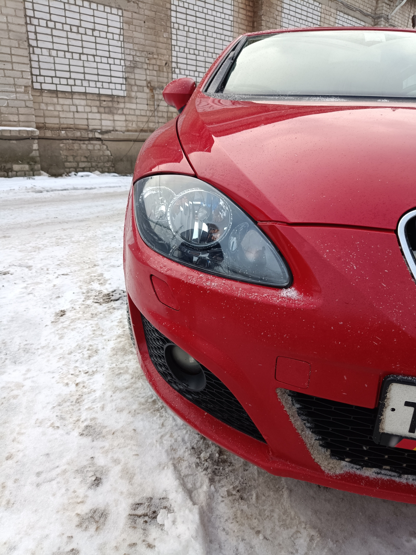 Пересадка глаза не удалась — SEAT Leon (Mk II), 1,2 л, 2012 года ...