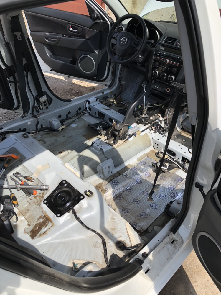 Чем заняться в отпуске… зашумить немного пол — Mazda 3 (1G) BK, 2 л ...