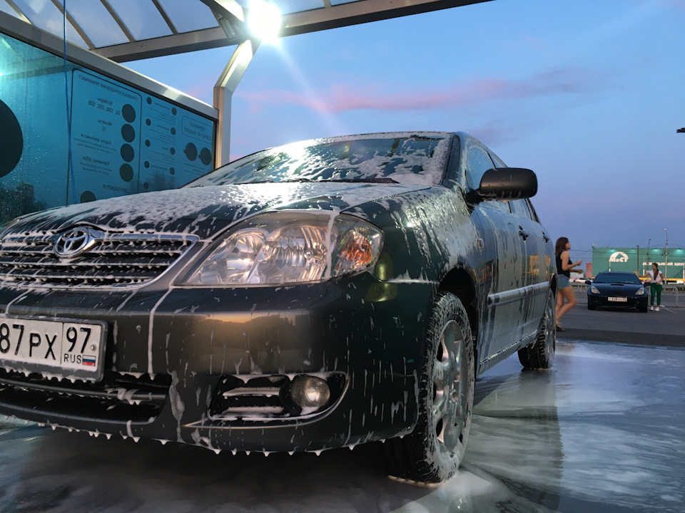 Радиатор потек — Toyota Corolla (120), 1,6 л, 2004 года | просто так ...