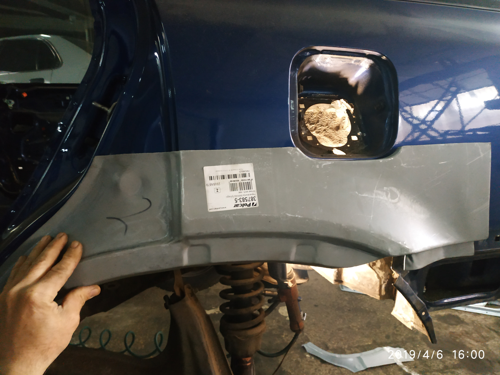 Покраска часть 2 пластилин и сало — Mercedes-Benz E-class (W124), 3 л ...