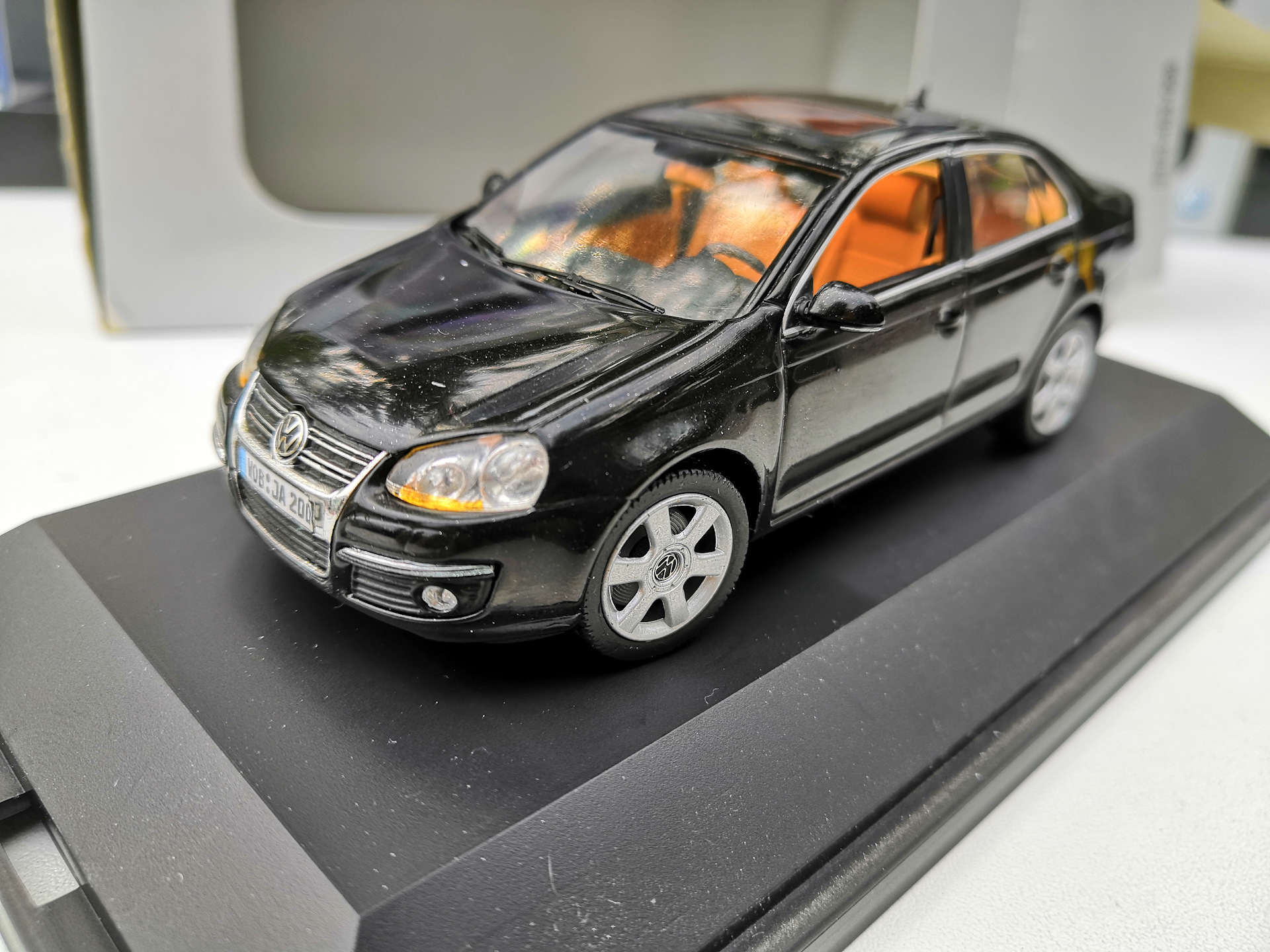 Продам модели. Jetta 5 1/43. Фольксваген Джетта 1 43. VW Jetta 1:43 2010. VW Jetta 2 1:43.