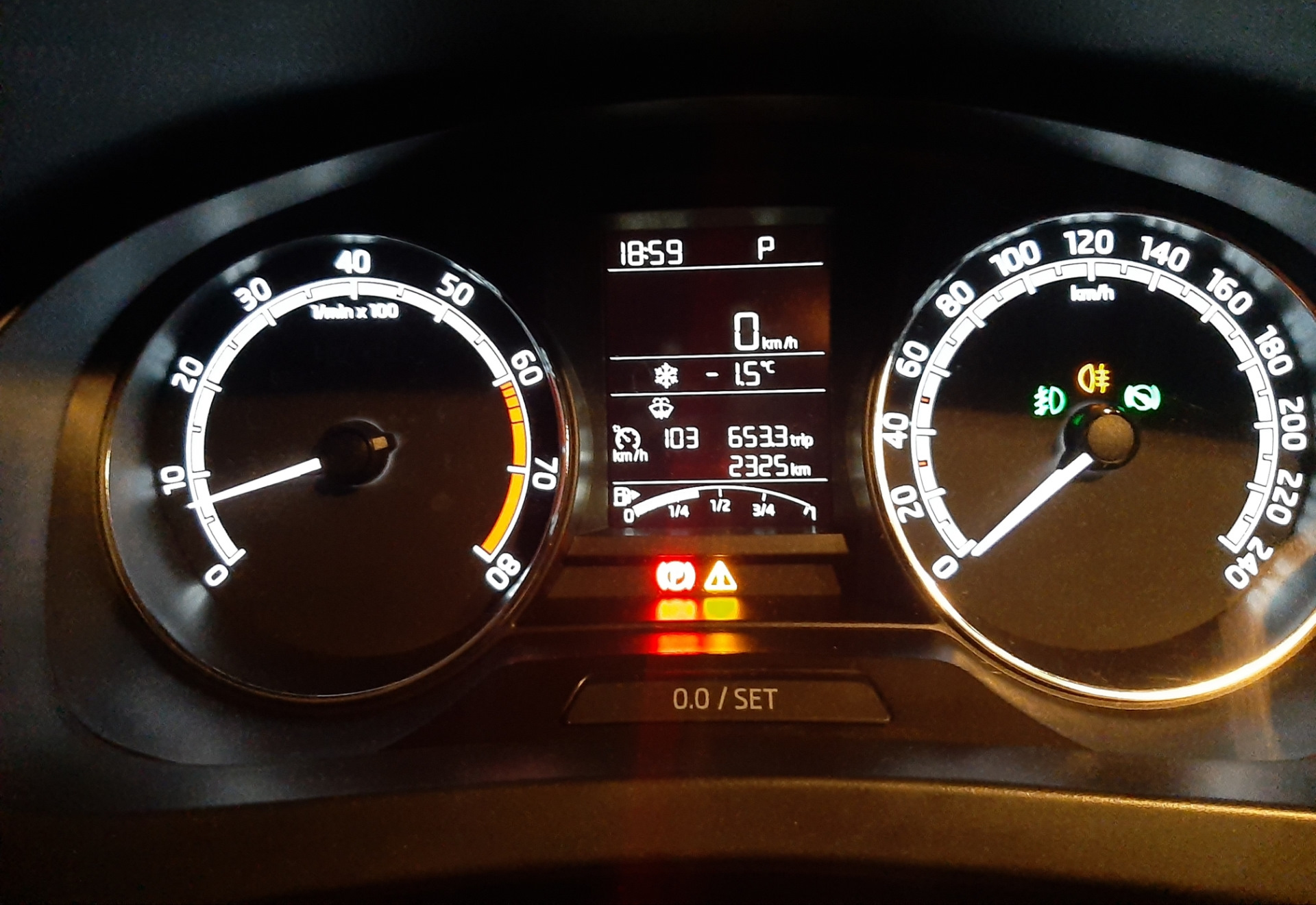 Как поменять значок мерседес на капоте w210 - 87 фото