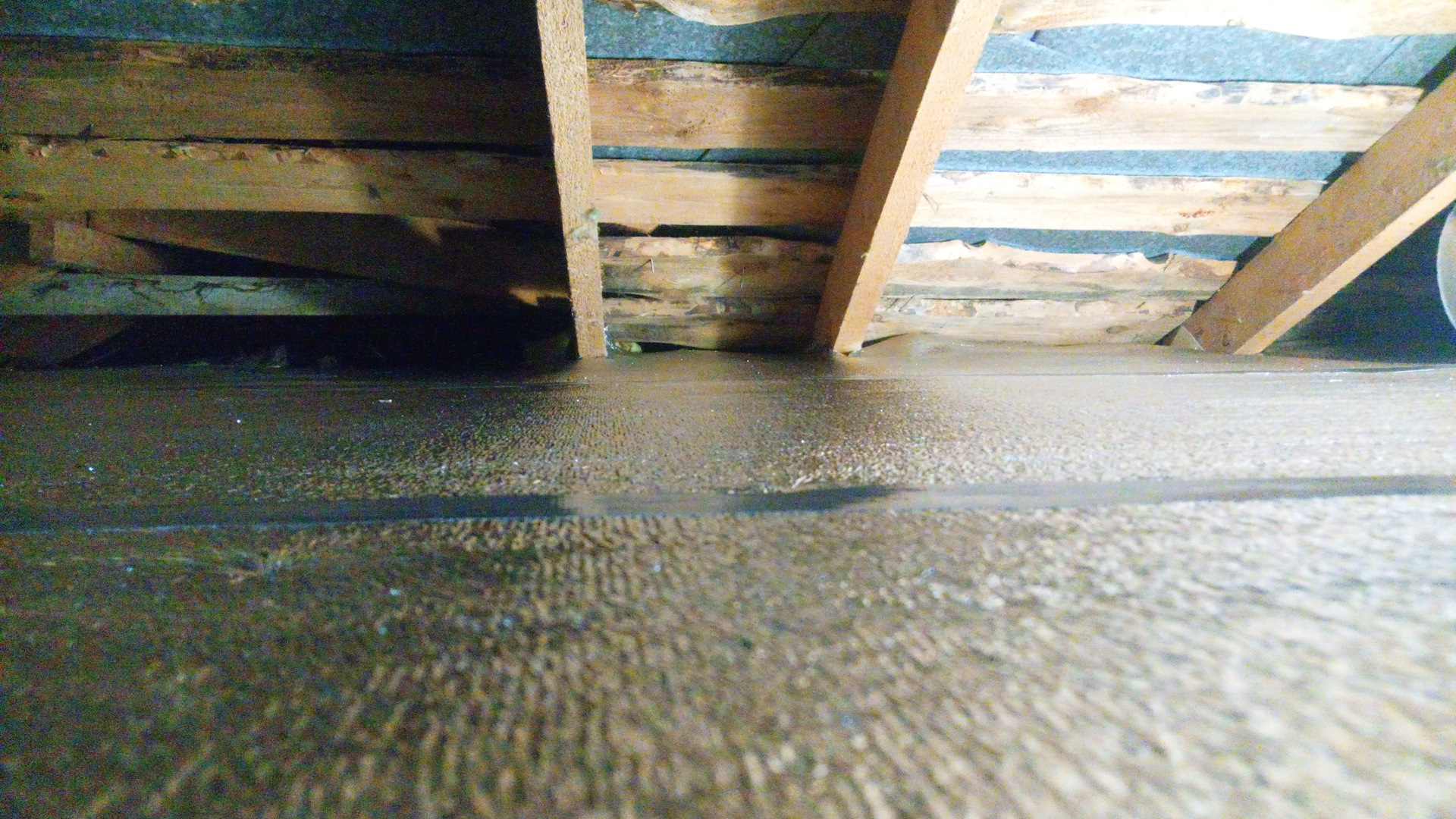 Гидроизоляция потолка от протечек сверху