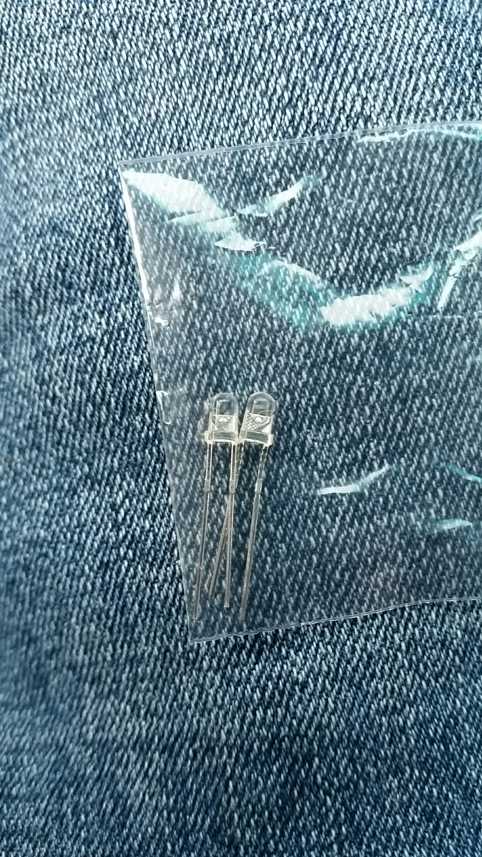 Диоды в кнопки ЭСП. Что-то не так. — Audi 100 (C3), 2,2 л, 1986 года ...