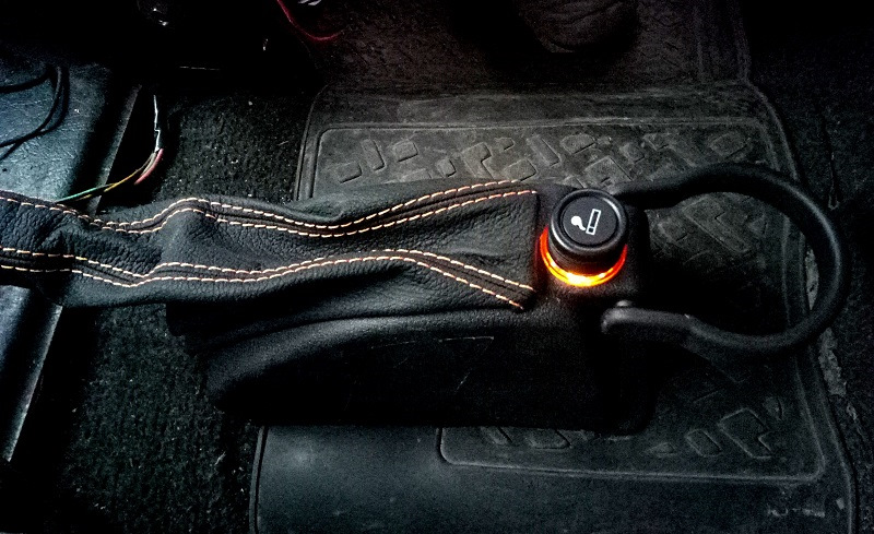 Ручник калина 2 в коже с прикуривателем в ниву. — Lada 2329, 1,7 л ...