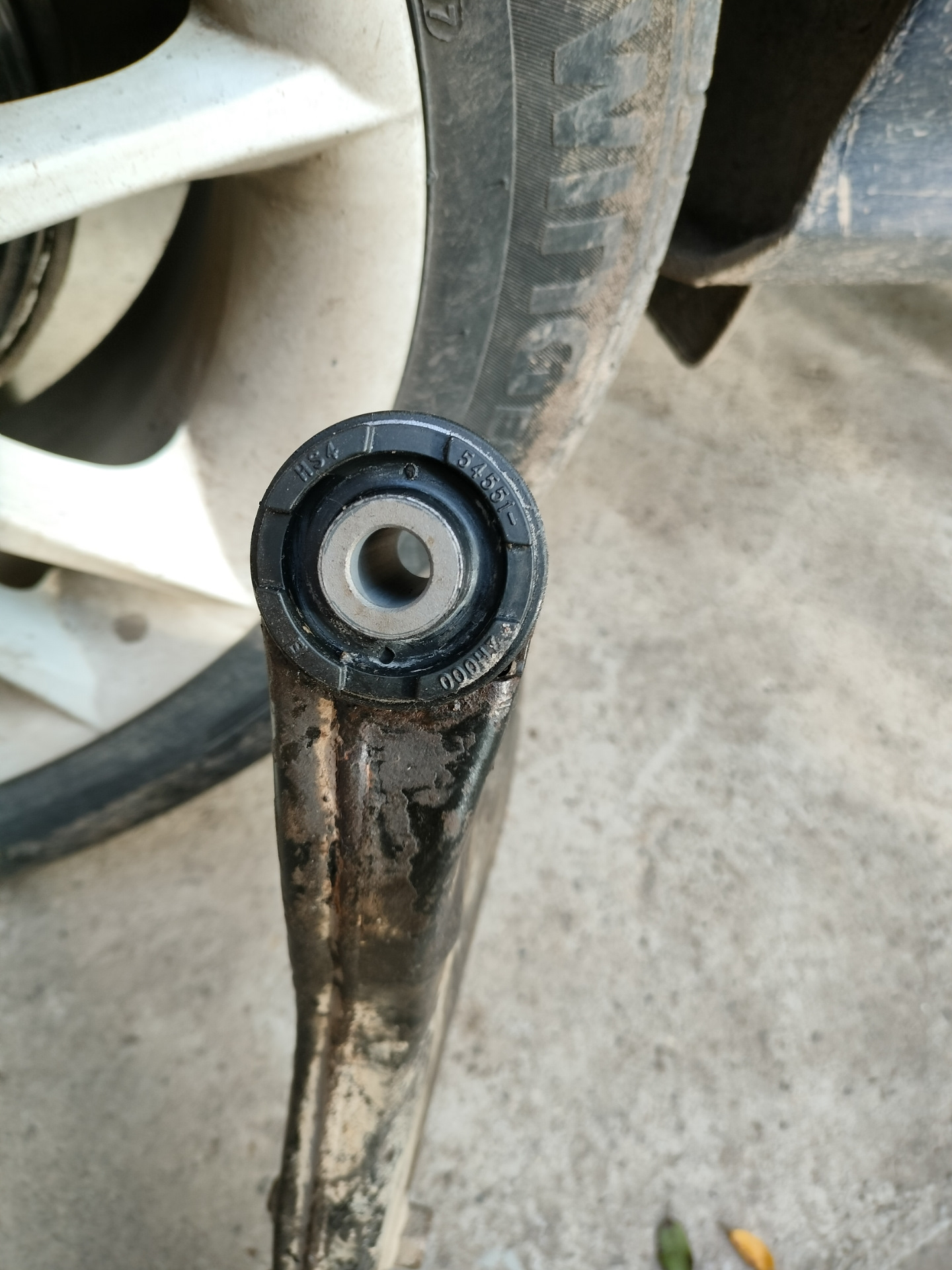 Если машину при торможении уводит влево. — Hyundai Elantra (4G), 1,6 л ...