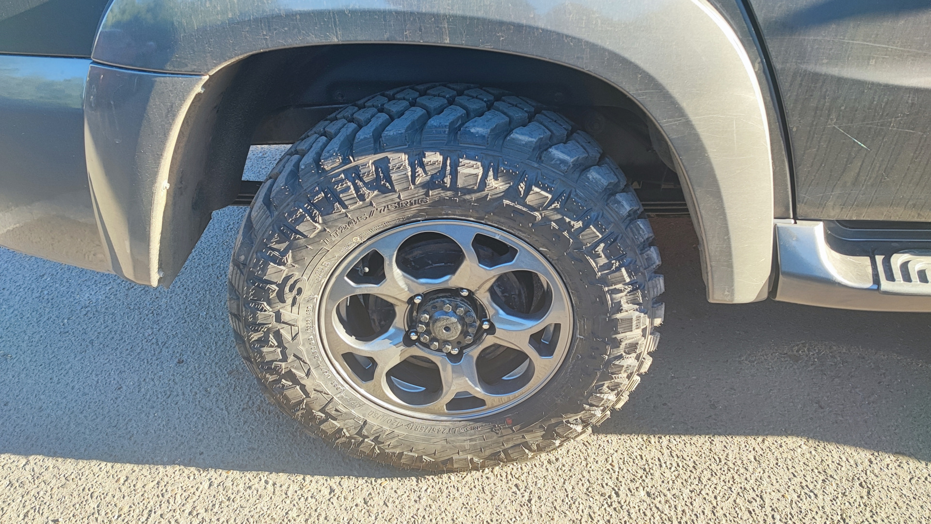 Шины maxxis mt 772 razr mt. Maxxis MT-772. Maxxis RAZR MT-772. Maxxis MT-772 MT 33. 285/75r16lt Maxxis RAZR MT-772 126/123q.