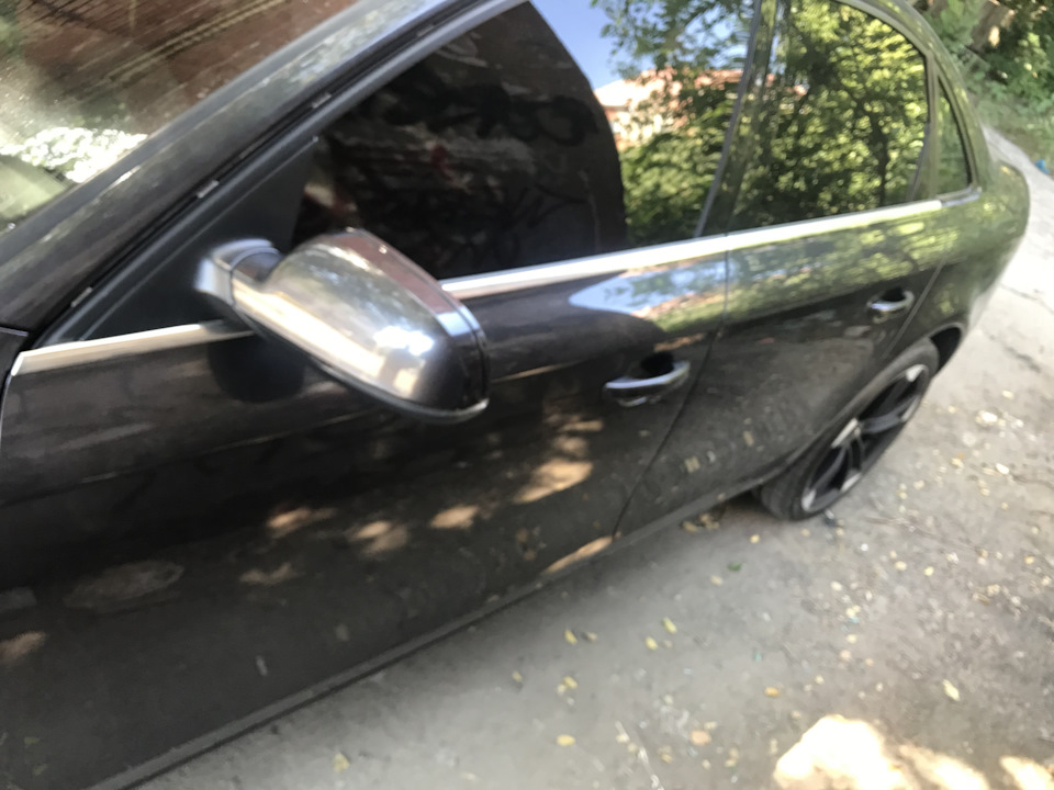 Снимаем оконные молдинги — Audi A4 (B8), 1,8 л, 2012 года | своими ...