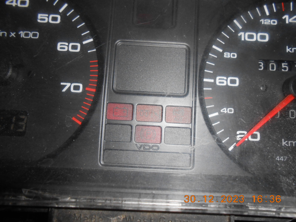 Контрольная лампа подсоса карбюратора — Audi 100 (C3), 2,3 л, 1990 года ...