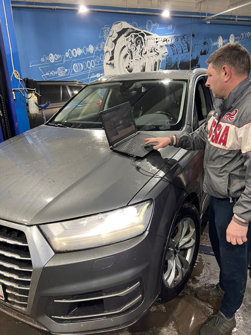 Audi Q7, 3.0 бензин, 2015 год, пробег 250 тыс км, АКПП ZF 8HP65 — ZF Master  на DRIVE2