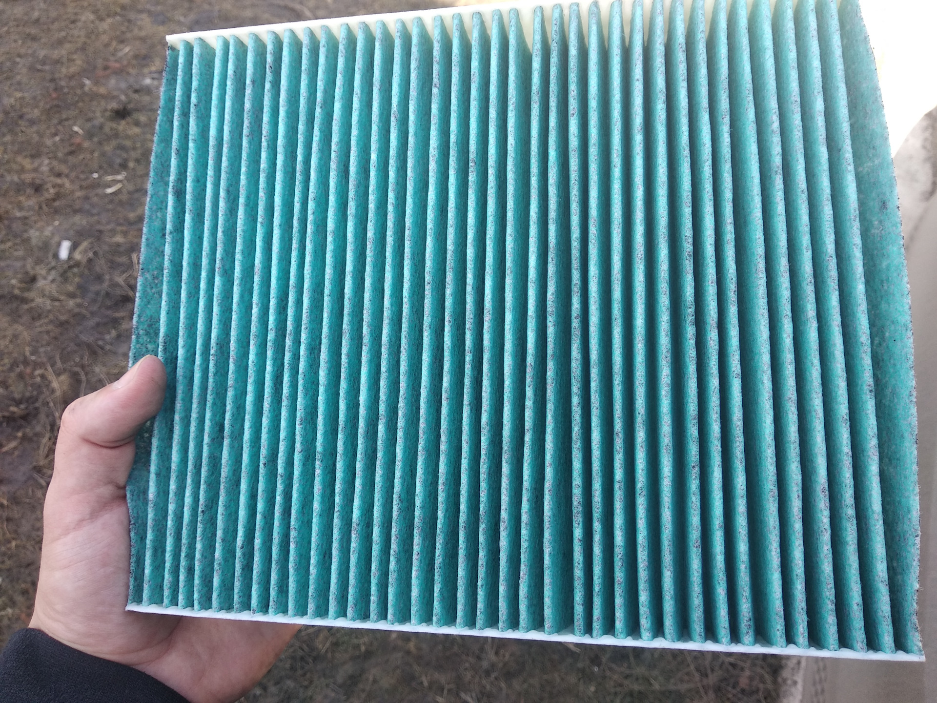 Замена воздушного и салонного фильтра — Ford Focus Sedan III, 1,6 л ...