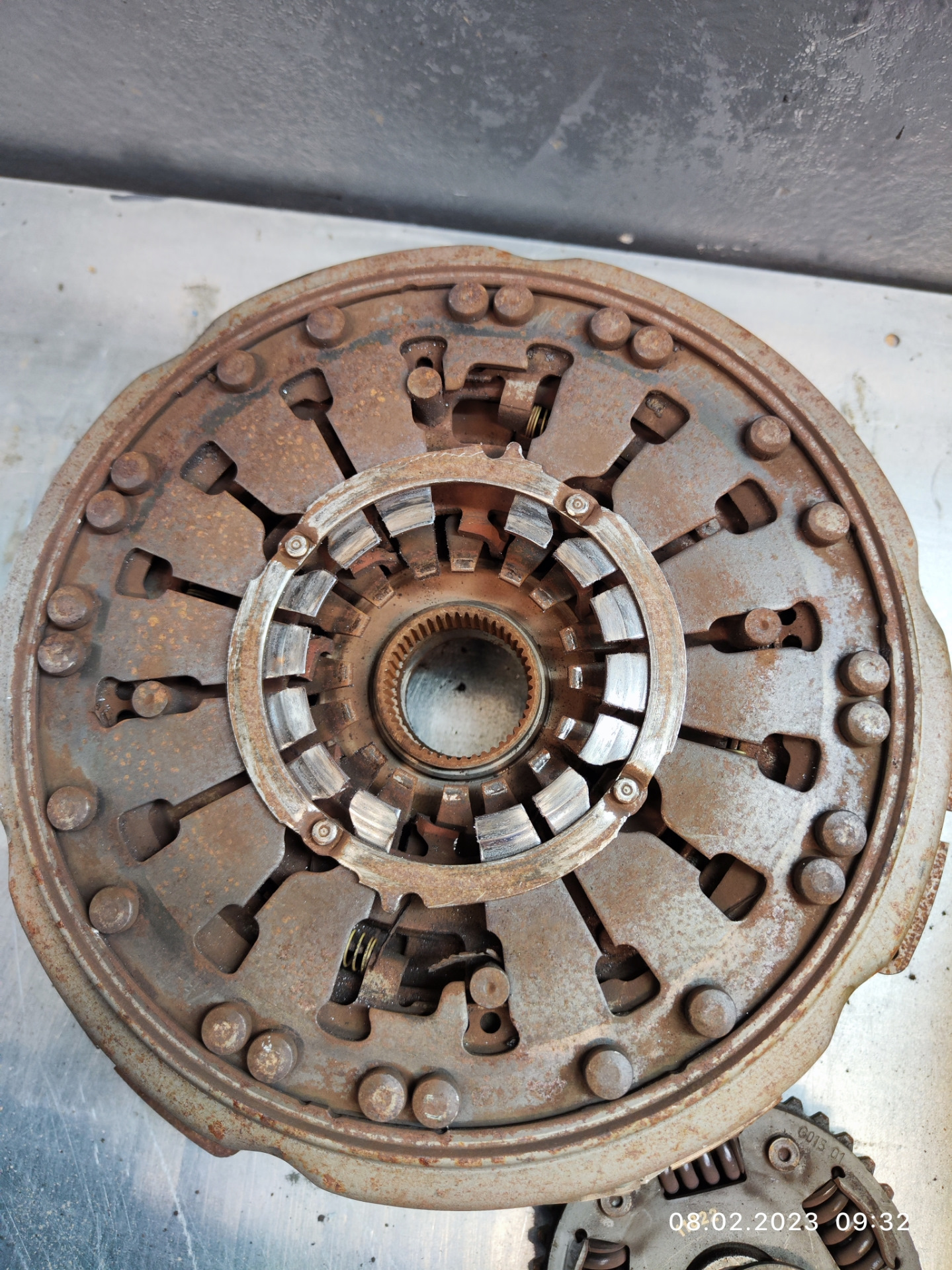 DQ200 замена сцепления. Развалился выжимной. — DRIVE2