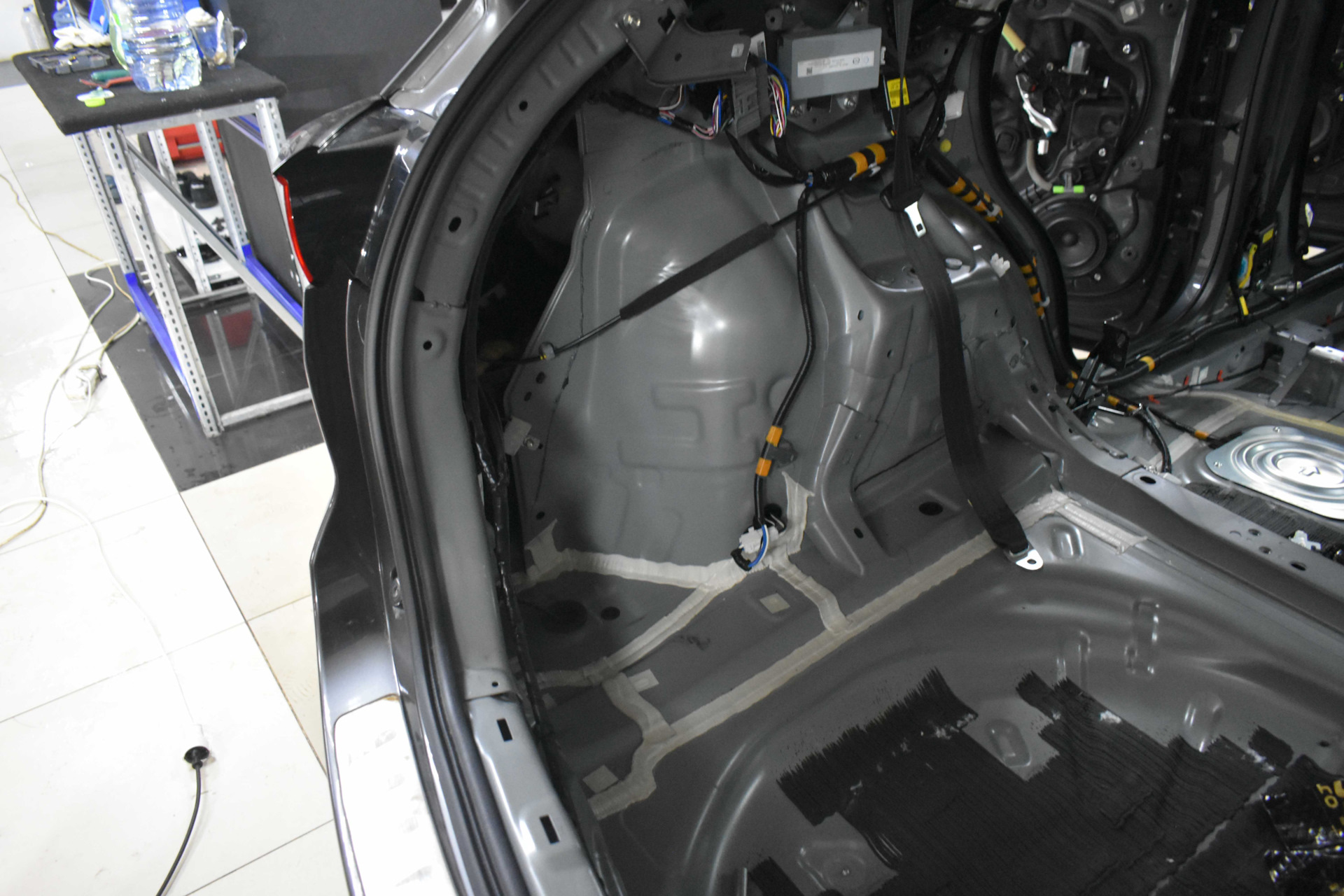 Шумоизоляция мазда сх 5. Шумоизоляция мазда сх 5. Шумоизоляция mazda cx-5. Mazda cx 5 2021 шумоизоляция пола. Mazda cx 5 шумоизоляция салона.