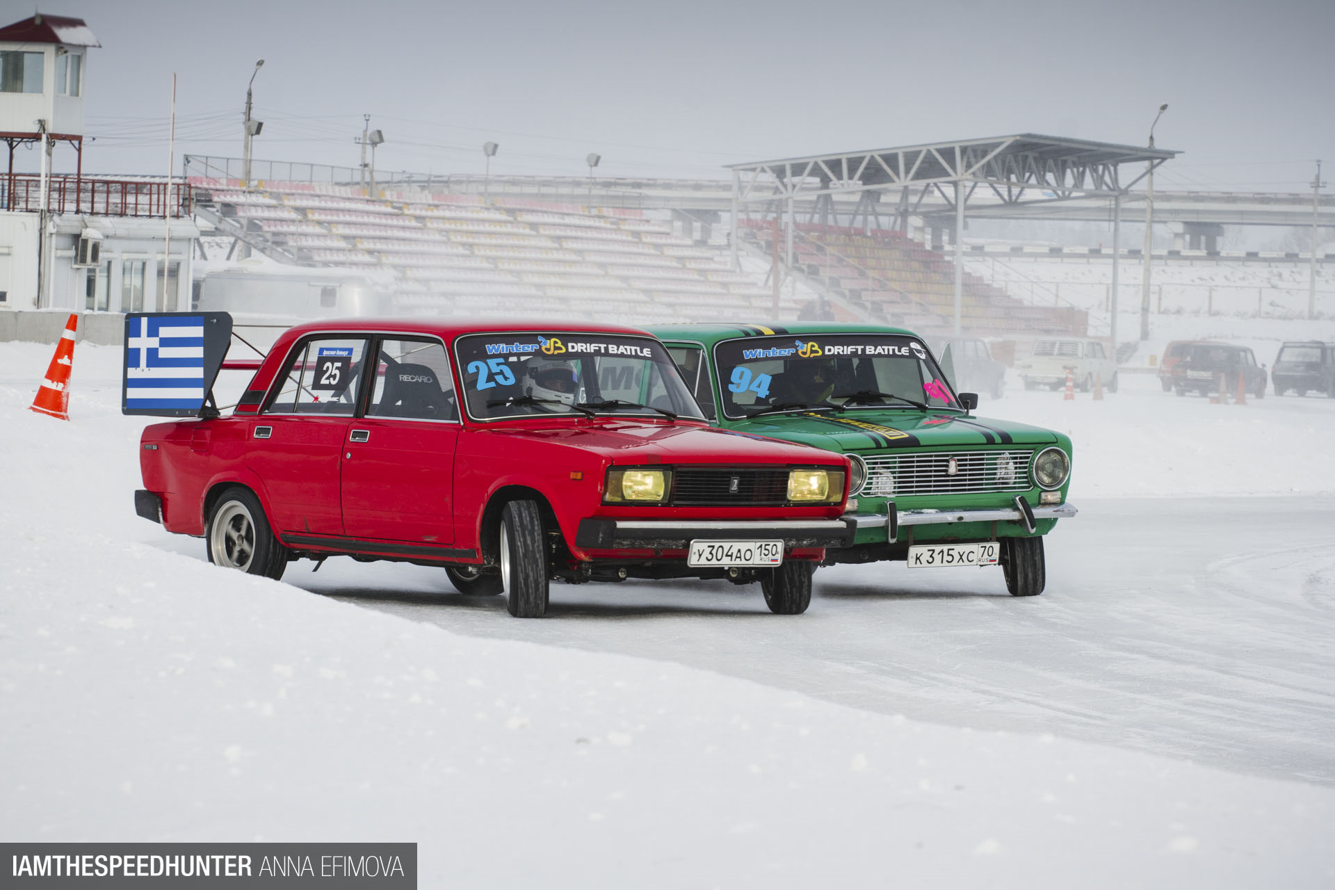 Lada 2105 Winter Drift Battle